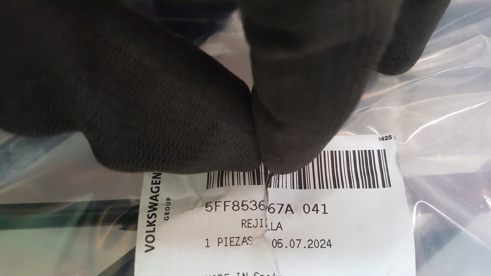 NOWA ORYGINALNA kratka zderzaka przedniego SEAT/CUPRA FORMENTOR 5FF853667A