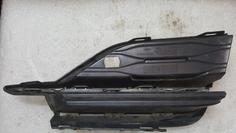 Kratka zderzaka lewy przód VW GOLF VII R-LINE 5G0853665Q demontaż
