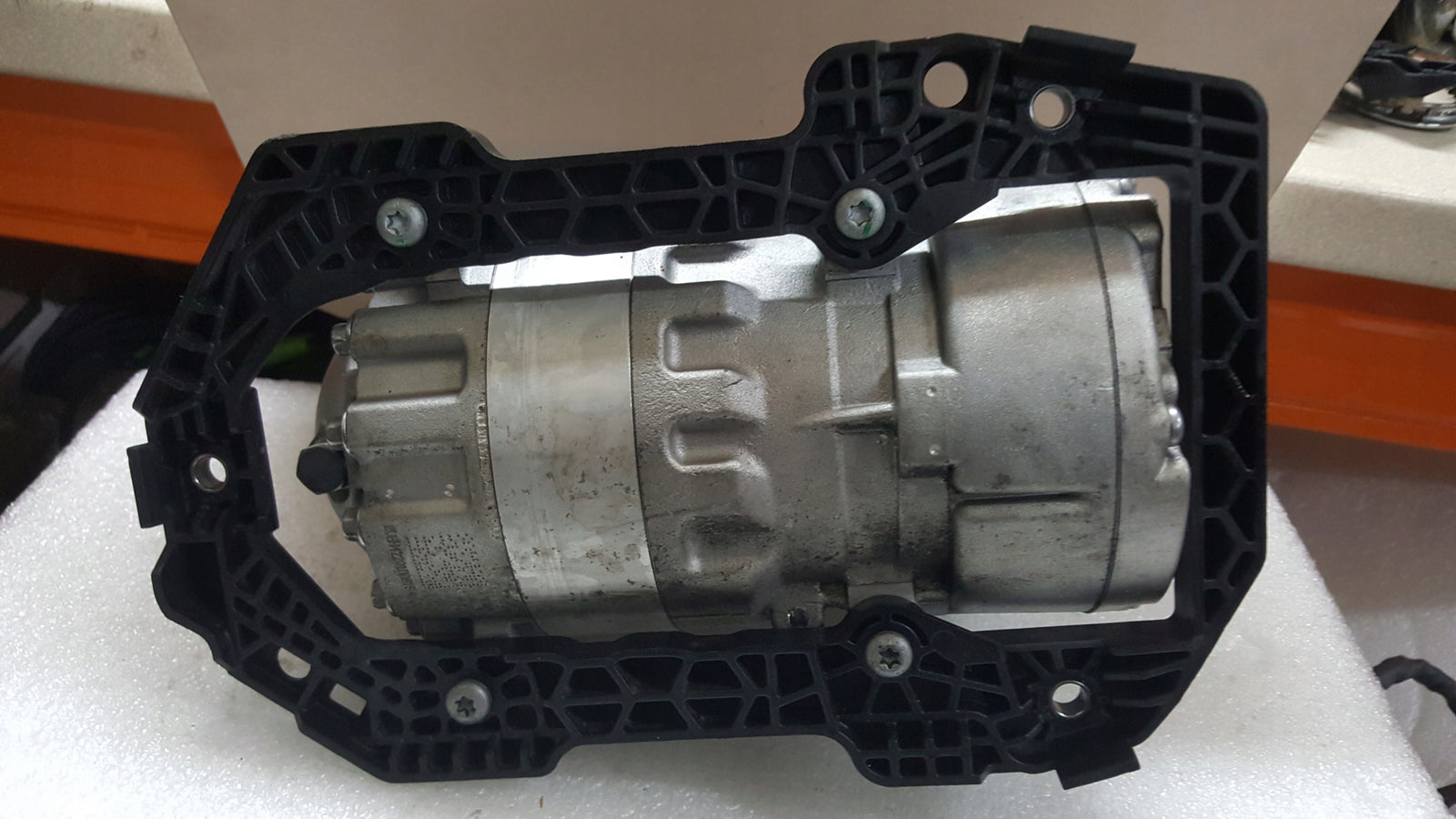 7d10427e1ffe11a6c146f5efb6bf380a