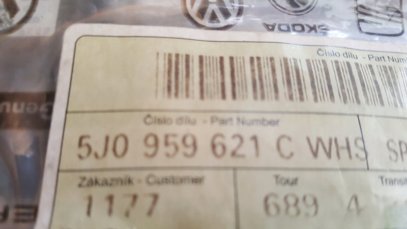 Włącznik ogrzewania szyby SKODA FABIA 5J0959621C