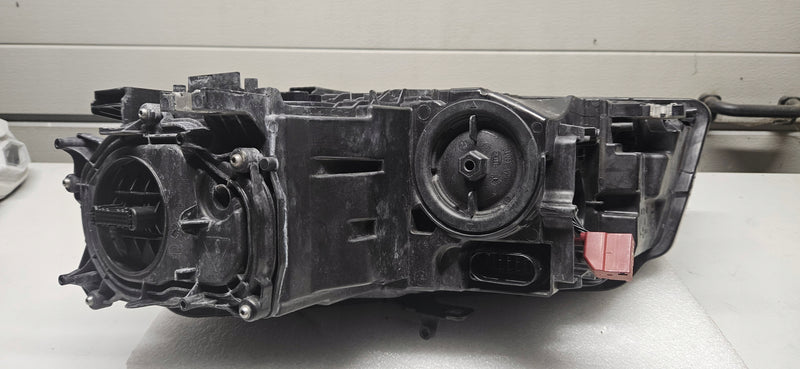 Pr Matrix Audi A8 S8 4H0941036 IDEAŁ 2015r