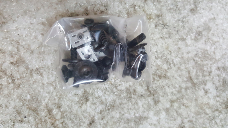 komplet korki śruby błotnika przód VW GOLF V 1K0898625A