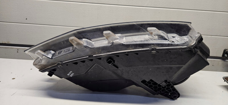 Le reflektor SKODA Octavia III 5E1941015 oryginał