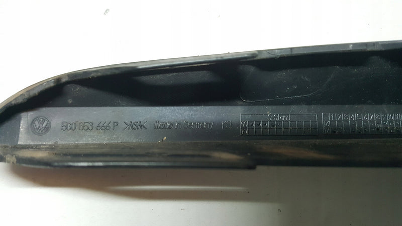 Kratka zderzaka prawy przód VW GOLF VII GTI 5G0853666P demontaż
