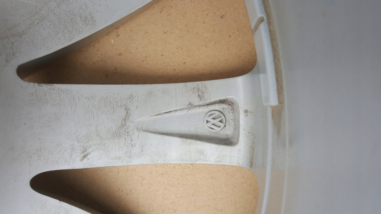 Felga aluminiowa Volkswagen OE 7N0601025C 7.0