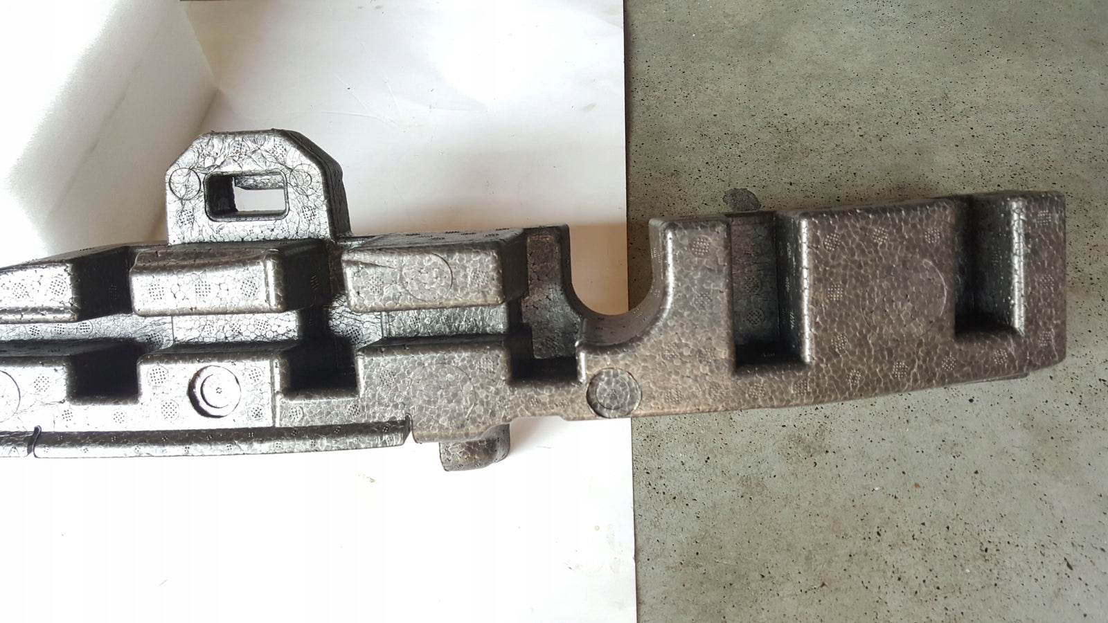 NOWY ORYGINALNY absorber zderzaka przedniego VW ID.3 10A807248B