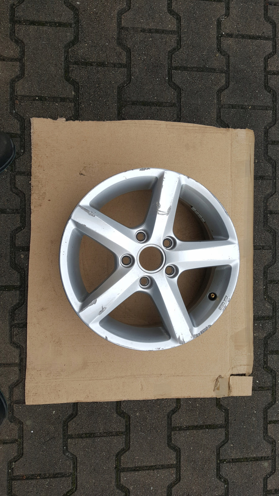 Felgi aluminiowe OEM VW Golf 5 6 7 Caddy 6x15 et43 5x112
