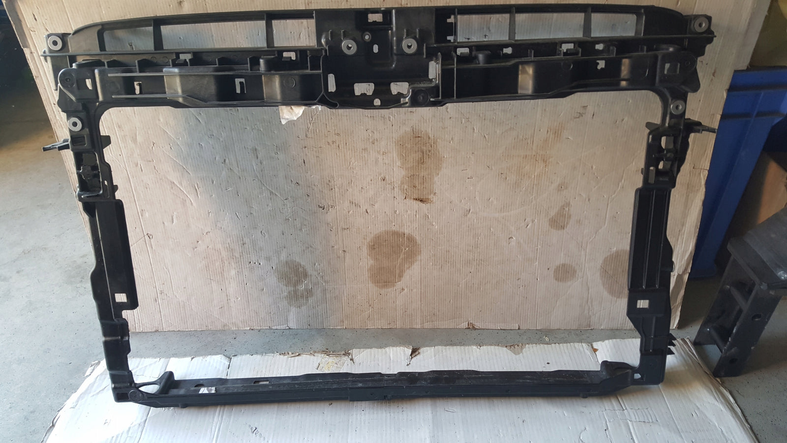 NOWE ORYGINALNE wzmocnienie czołowe VW GOLF VII 5G0805588AC
