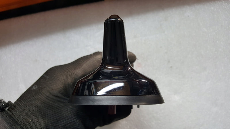 Antena dachowa VW GOLF 8 ID.3 ID.4 ID.5 SKODA OCTAVIA 5WA035507E demontaż