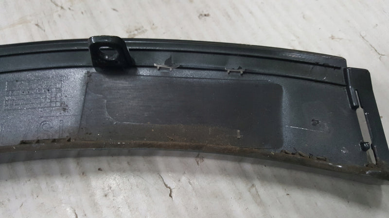 Listwa zderzaka przedniego prawa strona AUDI Q4 e-tron 89A853026F demontaż