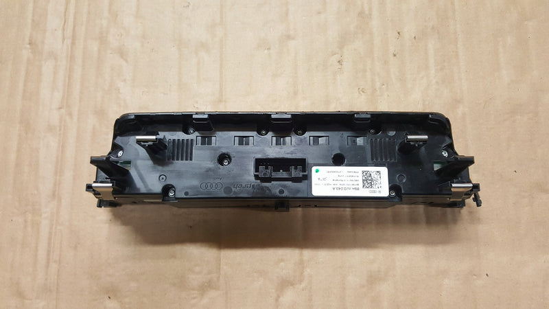 PANEL KLIMATYZACJI AUDI Q4 E-TRON 89A820043A
