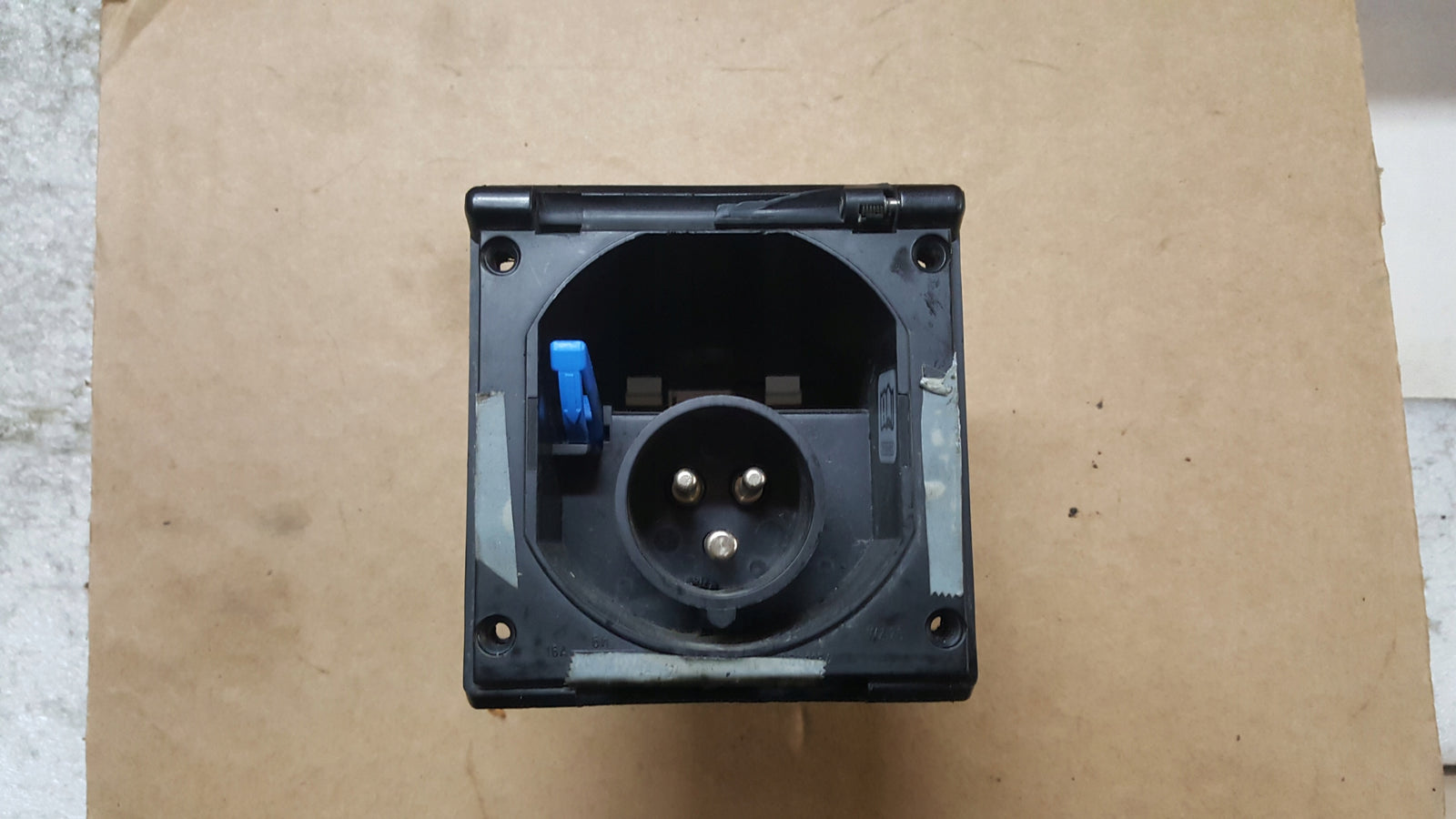 GNIAZDO VW T6 CALIFONIA 7H7972097