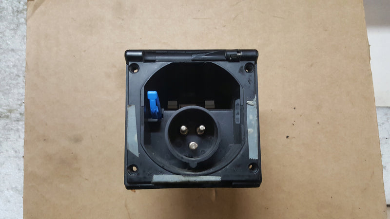 GNIAZDO VW T6 CALIFONIA 7H7972097