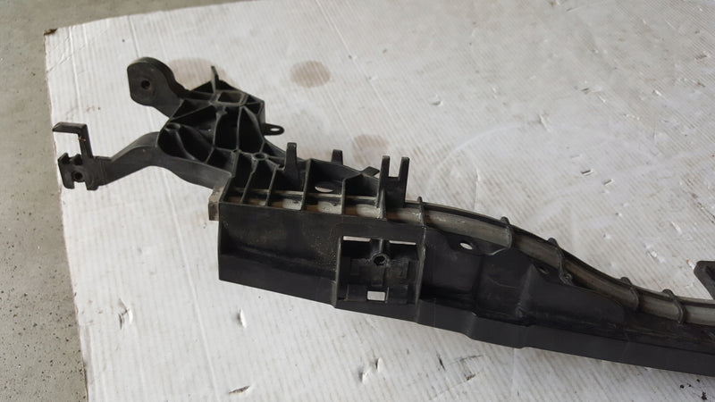 Wzmocnienie pasa przód MERCEDES W213 A2136201701