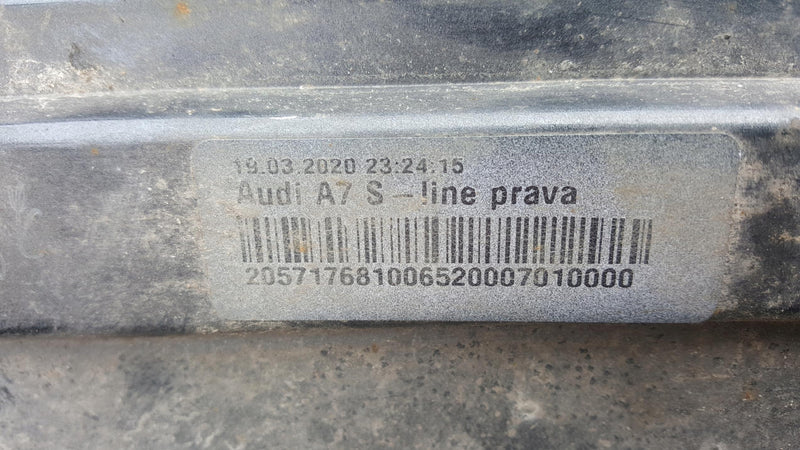 Listwa nakładka progowa prawa strona AUDI A7 S-LINE 4K8853856A demontaż
