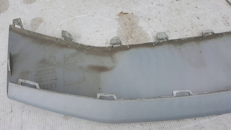 Dokładka spoiler zderzaka przedniego AUDI Q4 e-tron 89A807733 demontaż