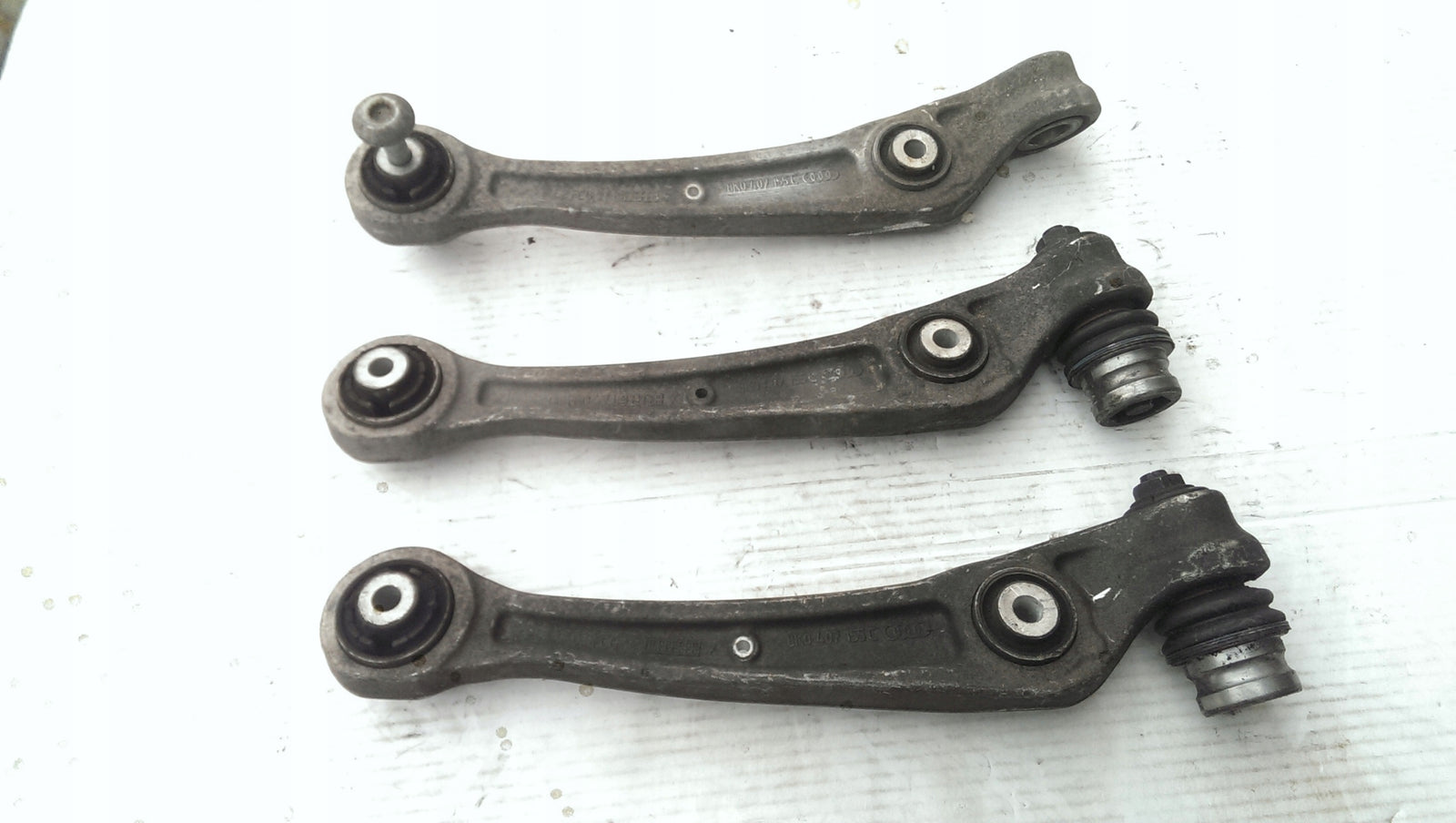 65b696b5bd186b63889503f14c259135