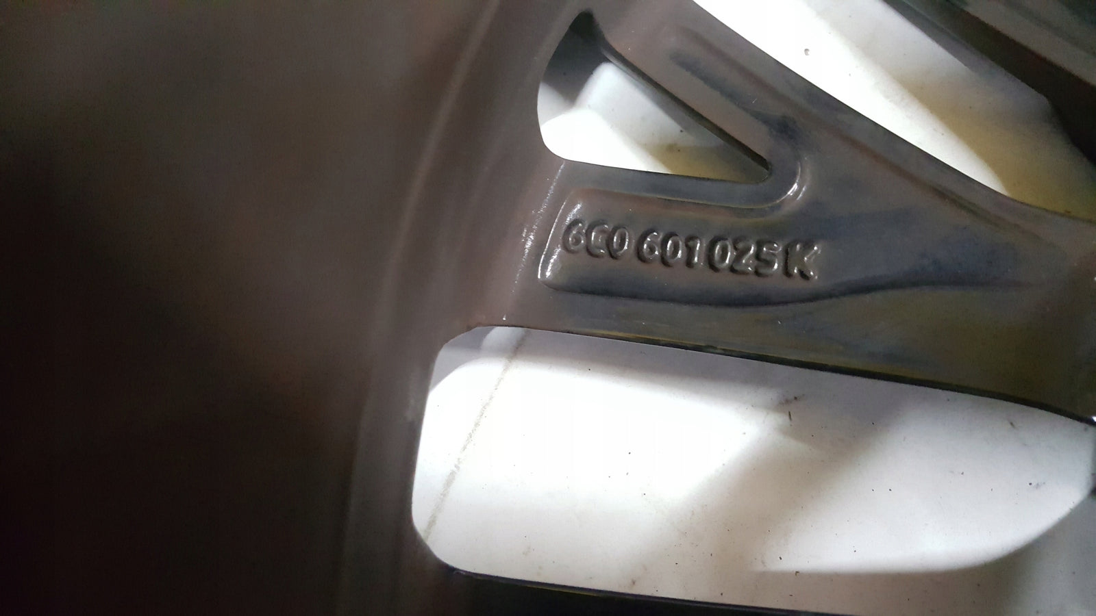 felga 6C0601025K 7.5x17cali et44 oryginał VW