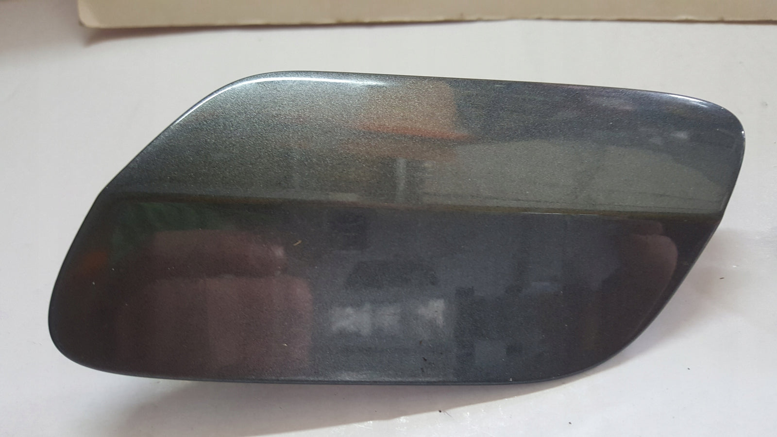 Zaślepki spryskiwaczy lewy + prawy przód AUDI Q7 4M0807753E 4M0807754E