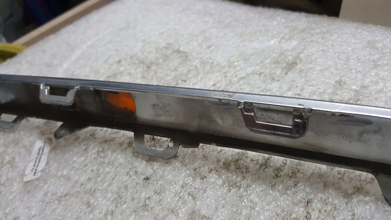 Listwa chrom zderzaka prawy tył VW PASSAT (B8) ALLTRACK 3G9853842B demontaż