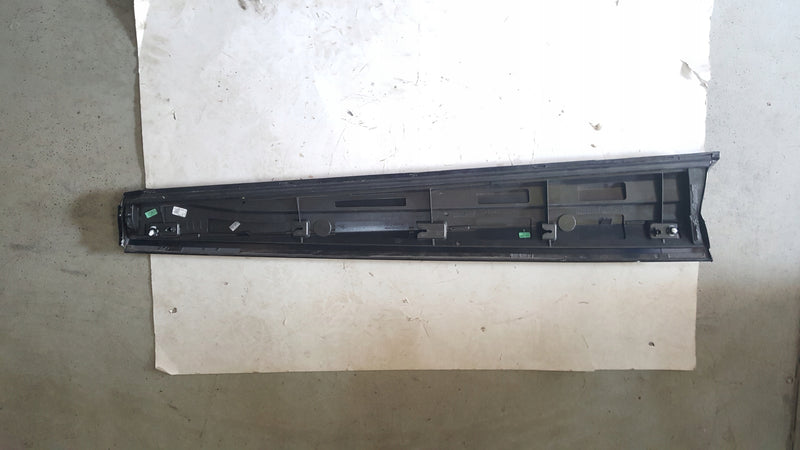 CUPRA FORMENTOR LISTWA DRZWI LEWY PRZOD 5FF854939B