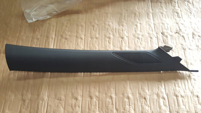 VW GOLF VIII 8 PRAWA OSŁONA SŁUPKA 5H0867234P 4PK