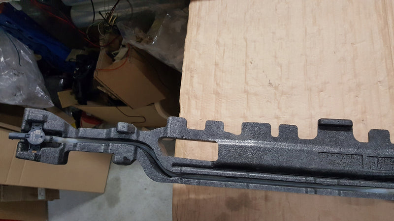 AUDI A4 B9 8W ABSORBER 8W0807550AA
