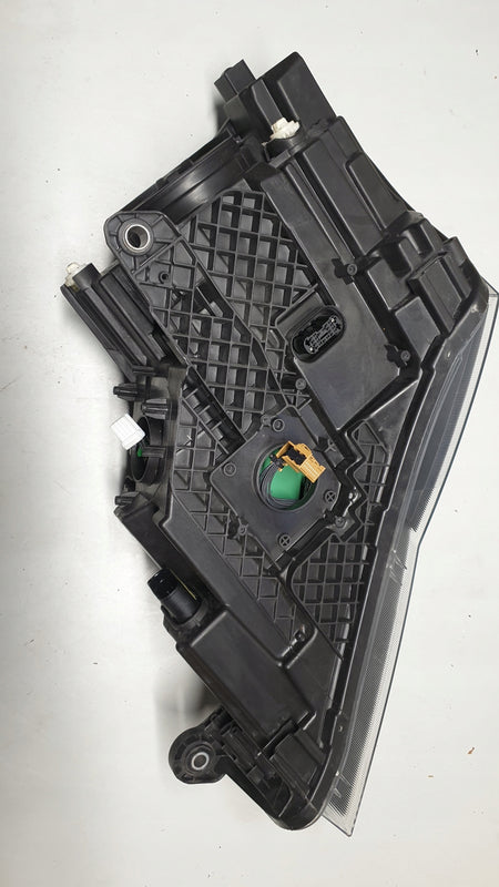 PR xenon LED SKODA SUPERB III 3V1941016B IDEAŁ