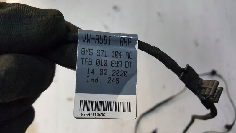 Wiązka czujników PDC zderzaka tylnego AUDI A3 8Y5971104AG demontaż