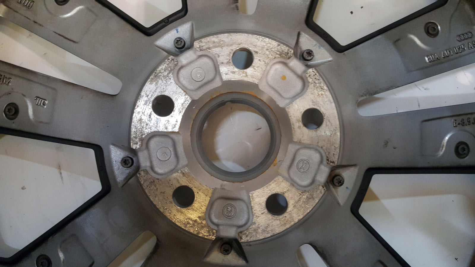 41812ce1c8d5afafbeb9e4fd6ad8631c