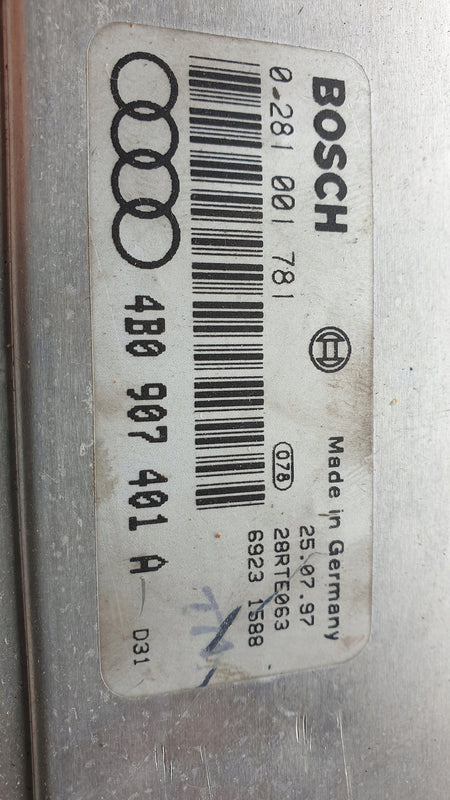Komputer sterownik silnika VW AUDI 4B0907401A