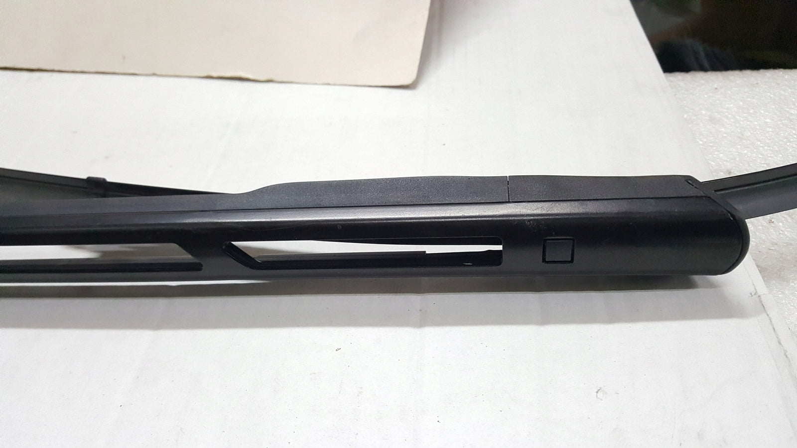 Ramię wycieraczki pióro lewa strona AUDI A6 (C8) A7 RS6 RS7 4K19554007B
