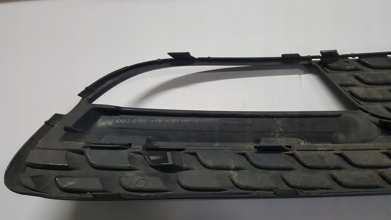 Kratka zderzaka lewy przód AUDI A5 8T0807681H demontaż