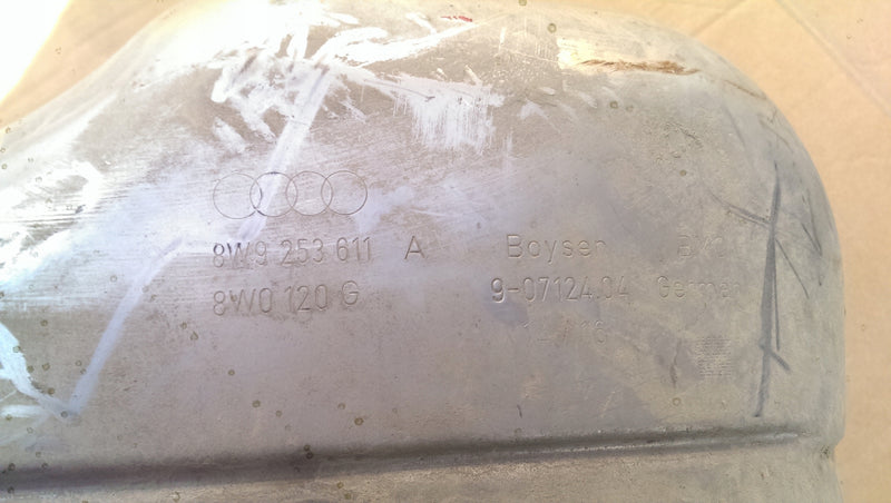 tłumik Audi A4 8W0253411 demontaż 8W5253612A
