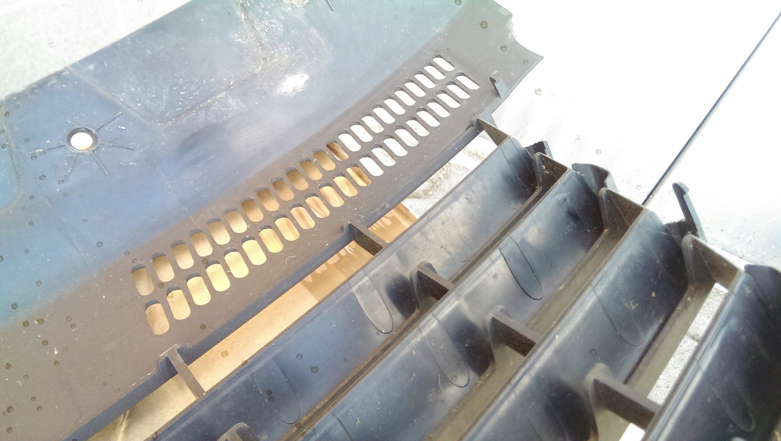 Atrapa grill VW TRANSPORTER T5 7H0807101/5