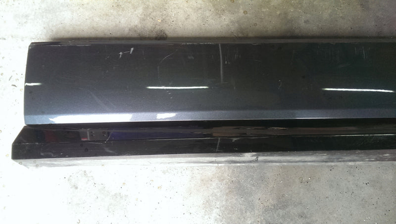 Listwa drzwi prawy przód SEAT ATECA 575854940E