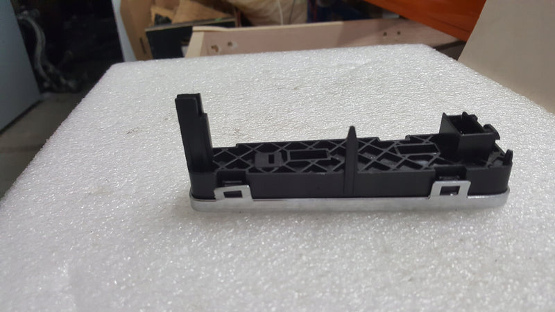 Panel wyświetlacz zmiany biegów AUDI A3 RS3 8V1713463A demontaż