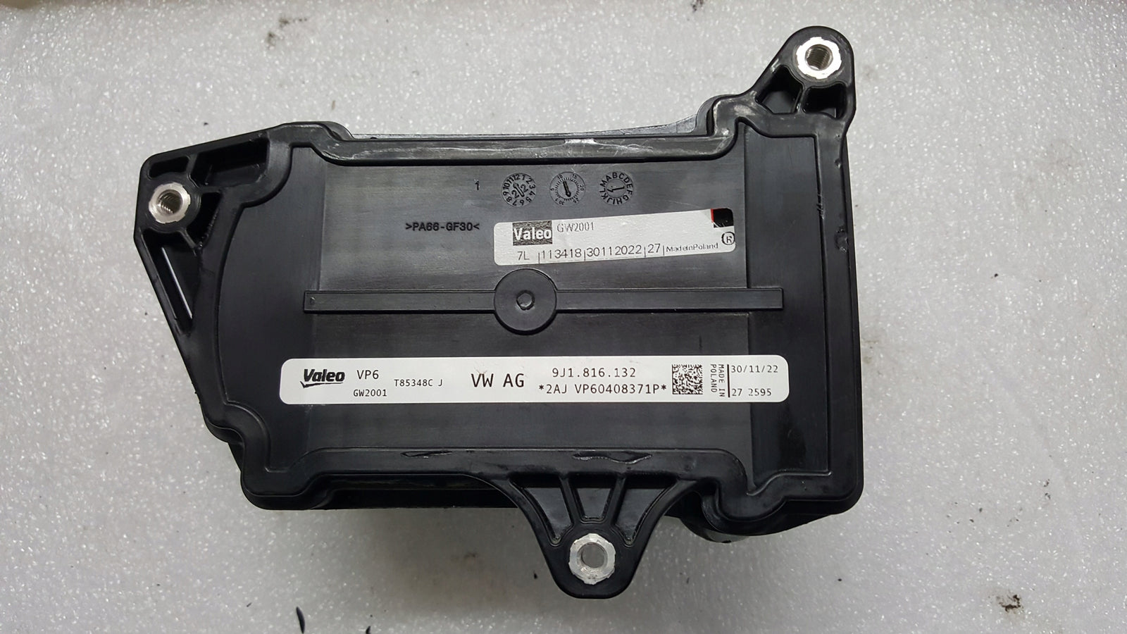 Wymiennik ciepła VW AUDI SEAT SKODA 9J1816132 demontaż