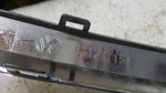 Listwa chrom zderzaka tylnego lewa strona VW TOUAREG 760853841 demontaż