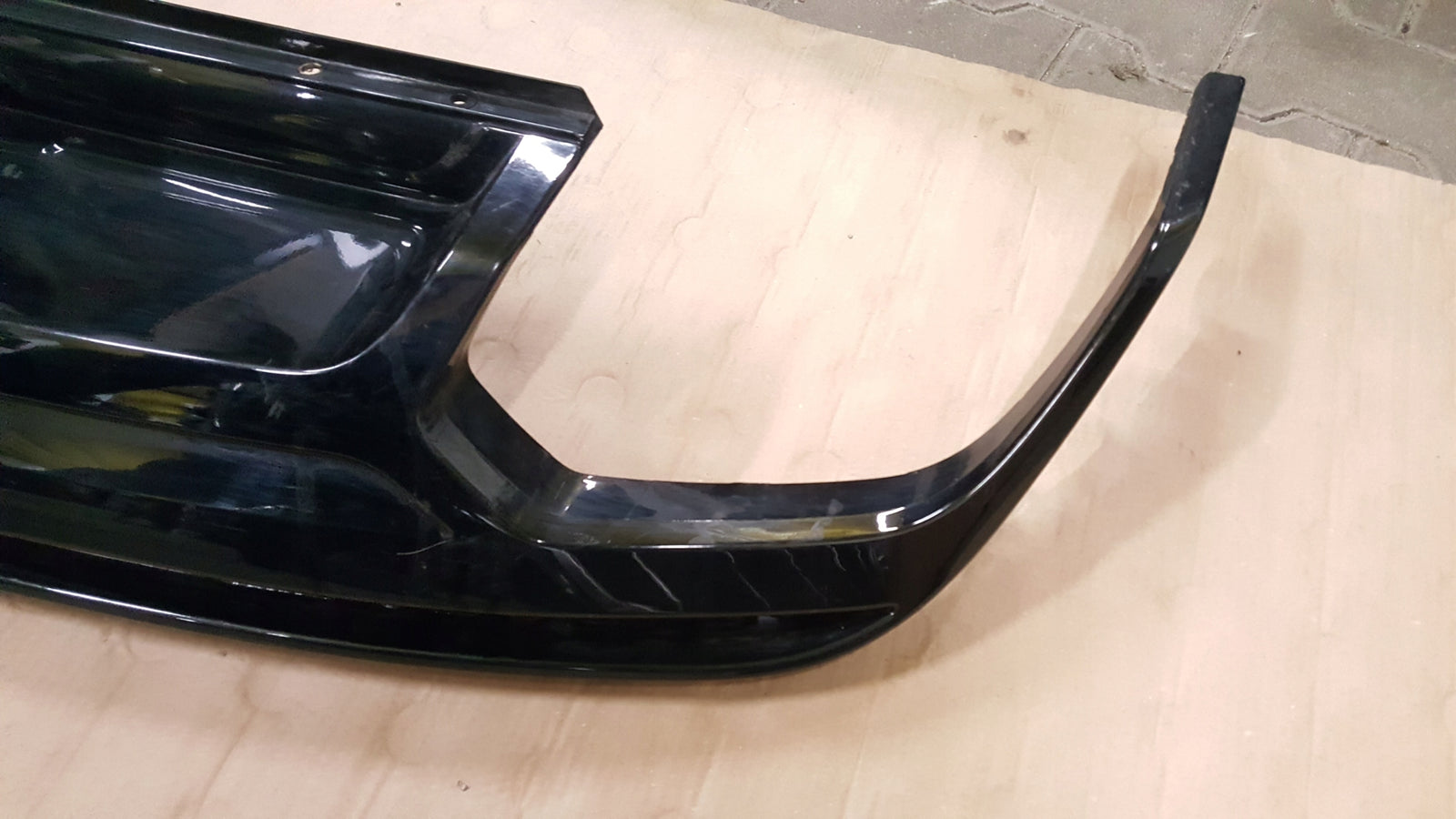 VW TIGUAN III R-LINE DOKŁADKA SPOILER ZDERZAKA 760807568E