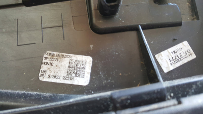 Listwa drzwi lewy przód CUPRA FORMENTOR 5FF854939B demontaż