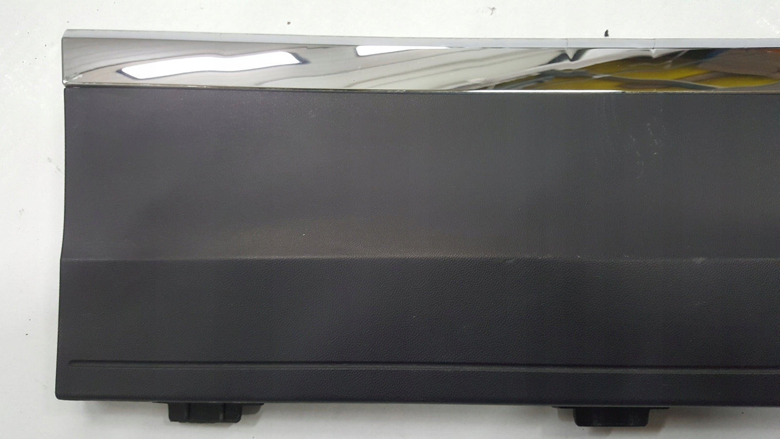 Listwa drzwi prawy tył VW T-ROC cabrio 2GC854950