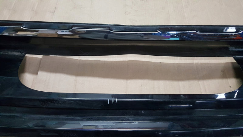 VW TOUAREG 7P6 R LINE SPOJLER DOKŁADKA ZDERZAKA 7p6807568K 7p6807568 tyl