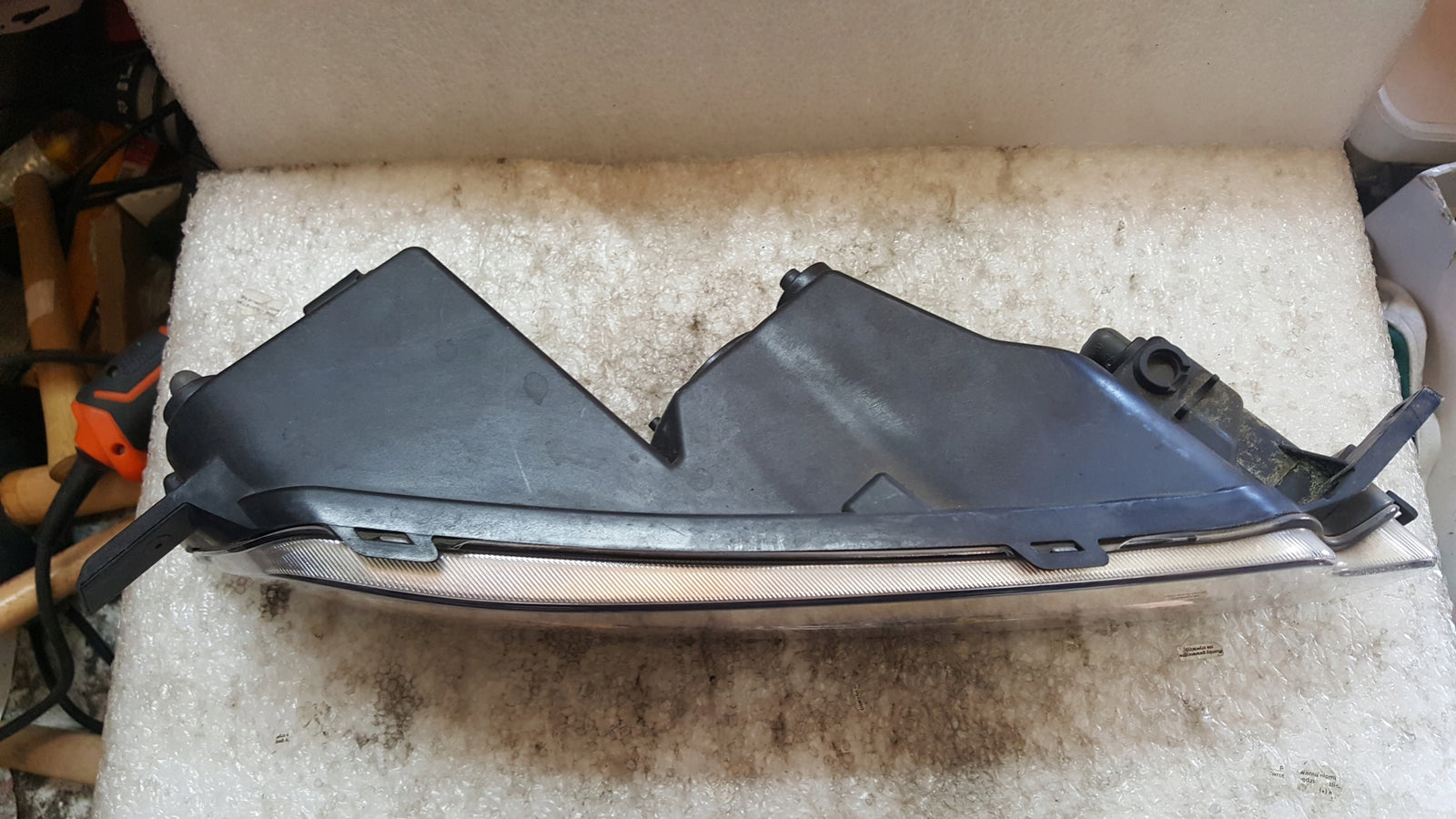 Prawy halogen VW PASSAT B8 3G0941662K demontaż
