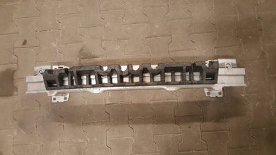 760807109B belka zderzaka przod VW touareg III