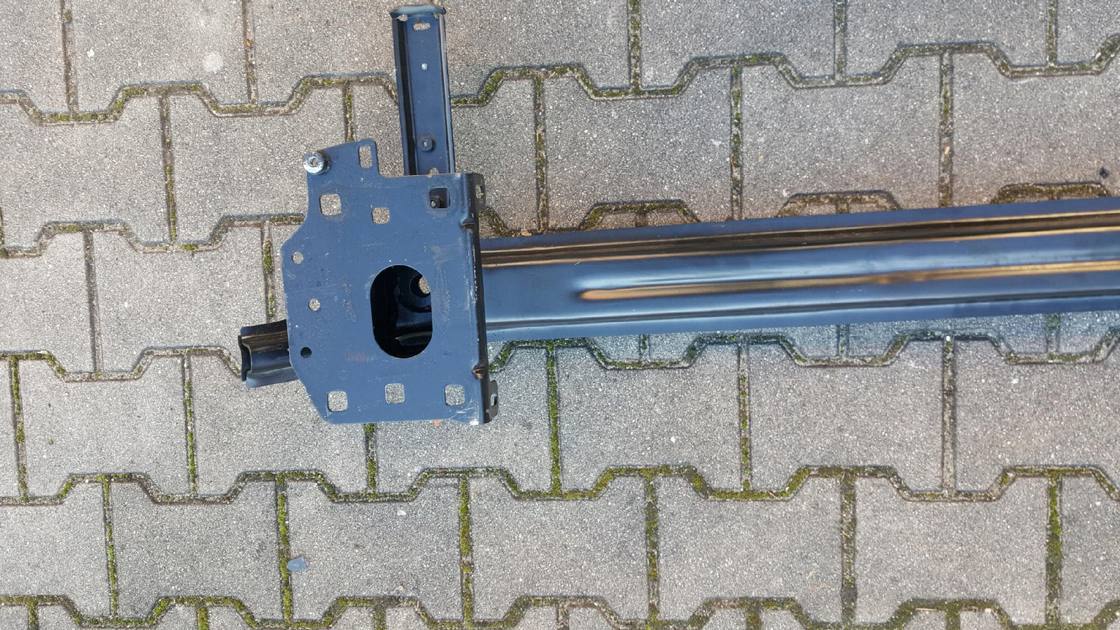SEAT LEON 4 IV belka zderzaka przód 5FA807097 demontaż