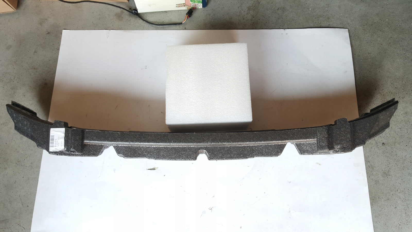NOWY ORYGINALNY absorber zderzaka przedniego CUPRA FORMENTOR 5FF807248A