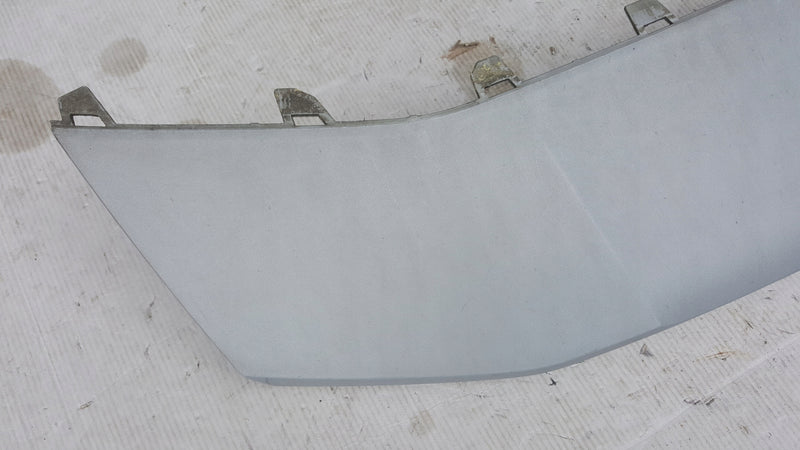 Dokładka spoiler zderzaka przedniego AUDI Q4 e-tron 89A807733 demontaż