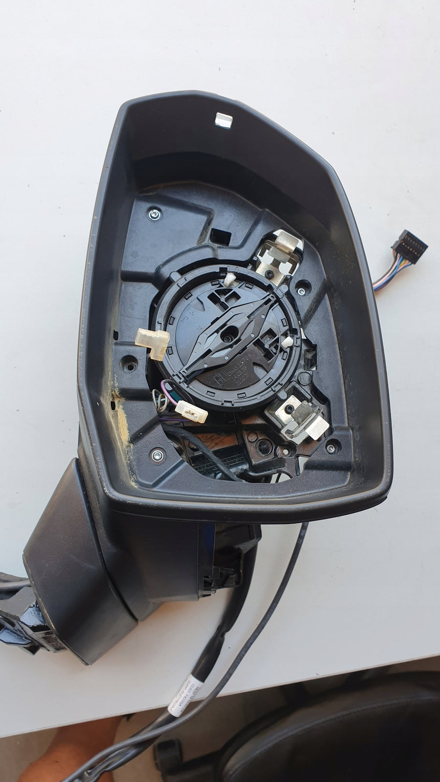 LE Lusterko AUDI Q7 4M1857409AK 13 pinów+ kamera