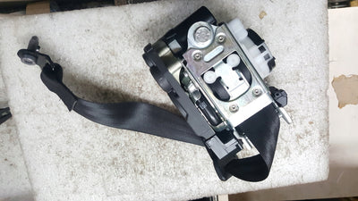 Audi A6 C8 A7 C8 pasy bezpieczeństwa tył 4K8 4K8857806C